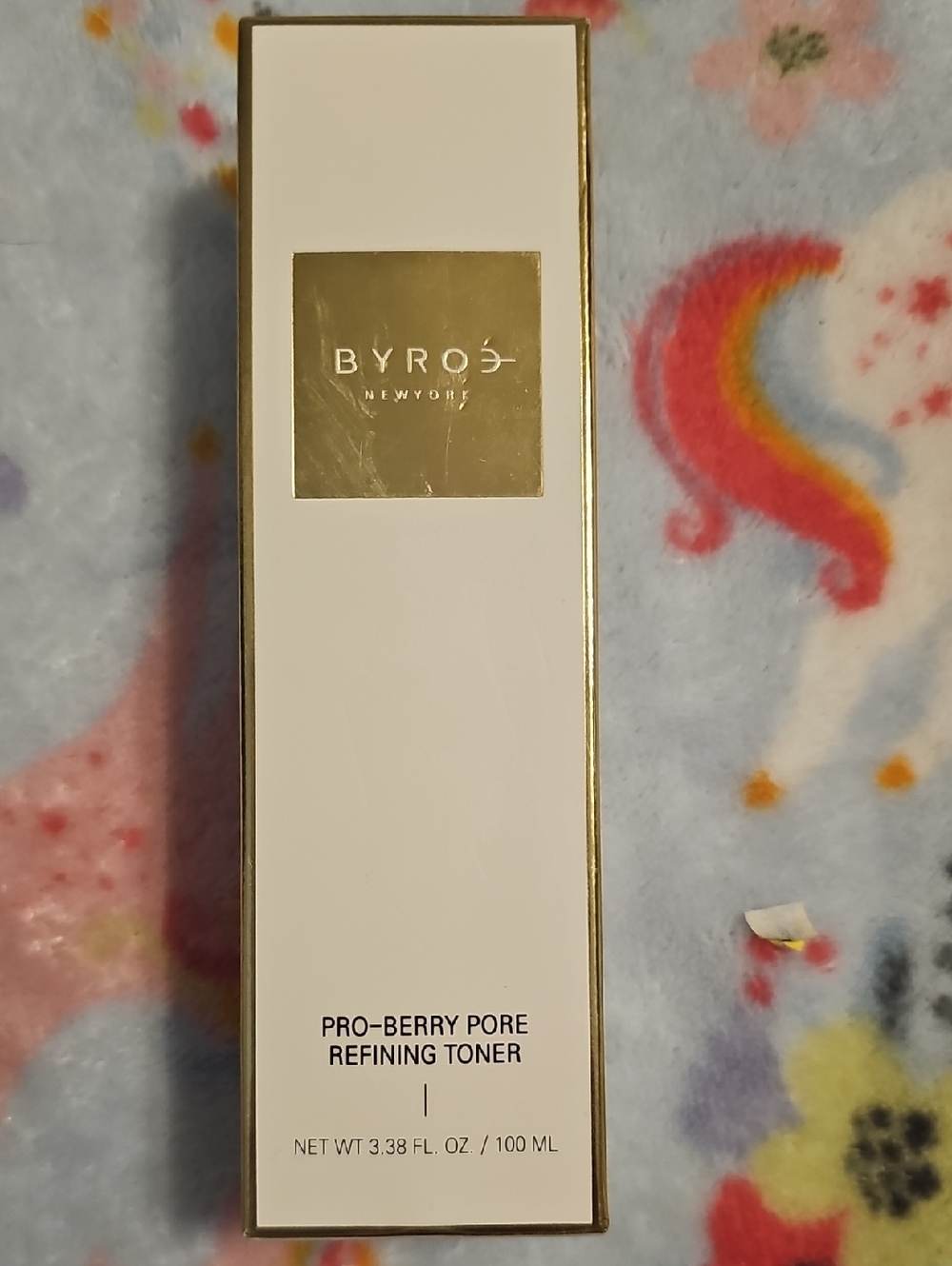 BYROE Pro-Berry Pore Refining Toner — White & Gold